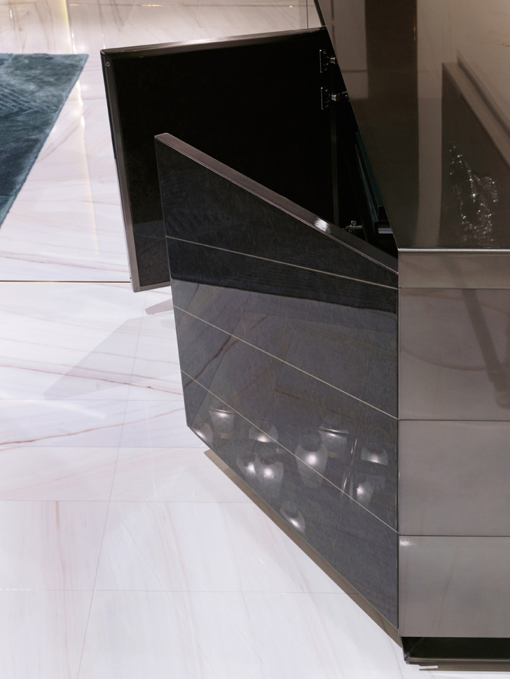 Комод Visionnaire Aurora - материал