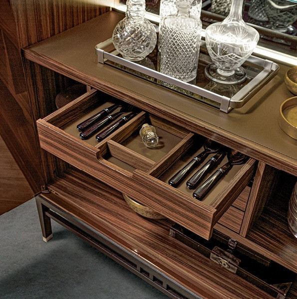 Бар Alivar Oriental