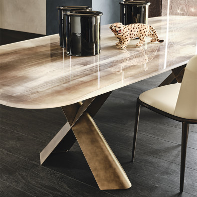 Стол в столовую Cattelan Italia Mad Max Crystalart