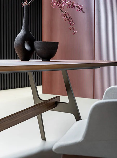 Стол в столовую Bonaldo Slot - стиль