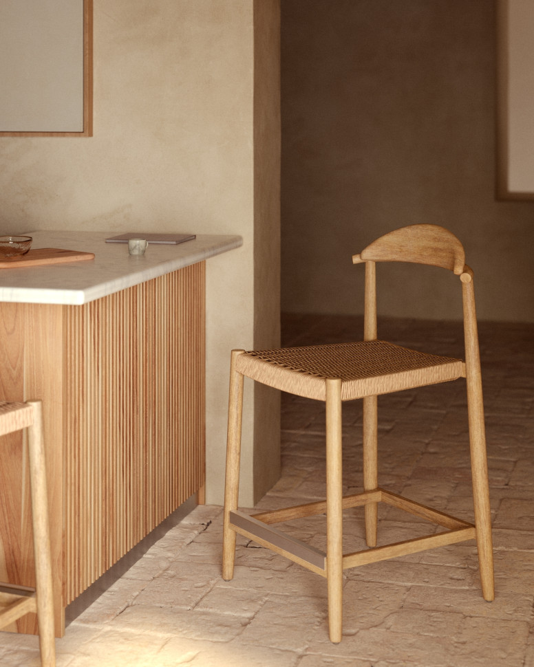 Полубарный стул La Forma Glynis 54 x 54 x h109 см, эвкалипт