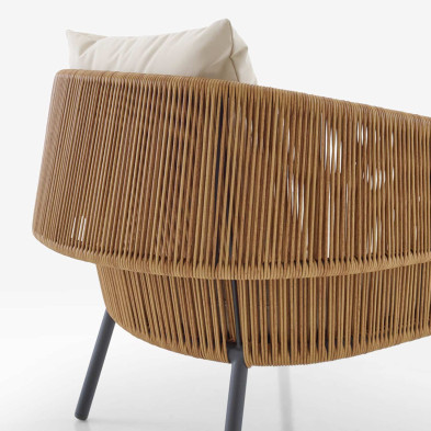 Кресло Ligne Roset Lapel
