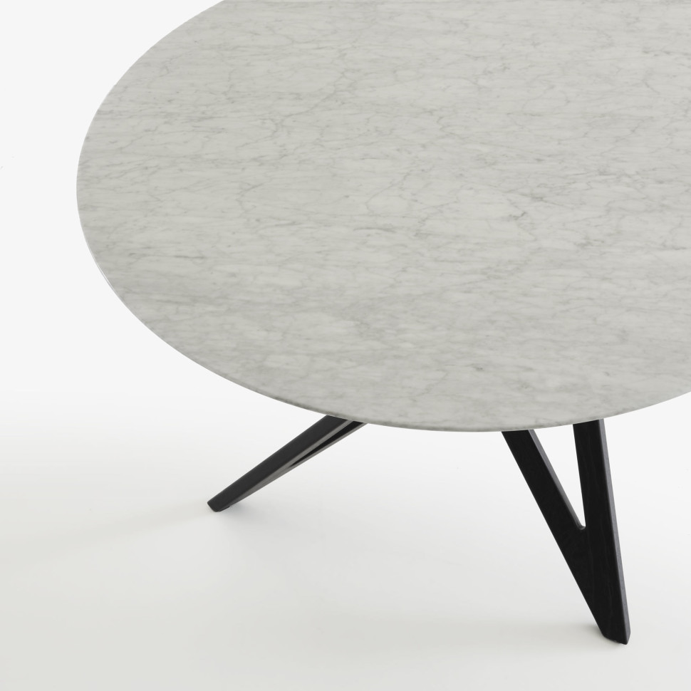 Стол Ligne Roset Ennéa