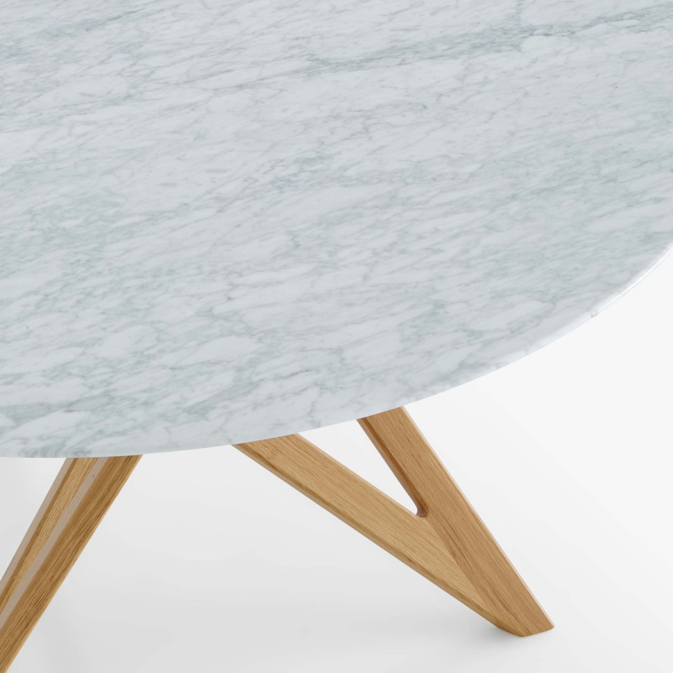 Стол Ligne Roset Ennéa