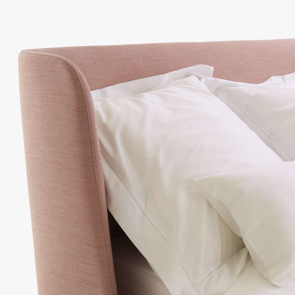 Кровать Ligne Roset Desdemone