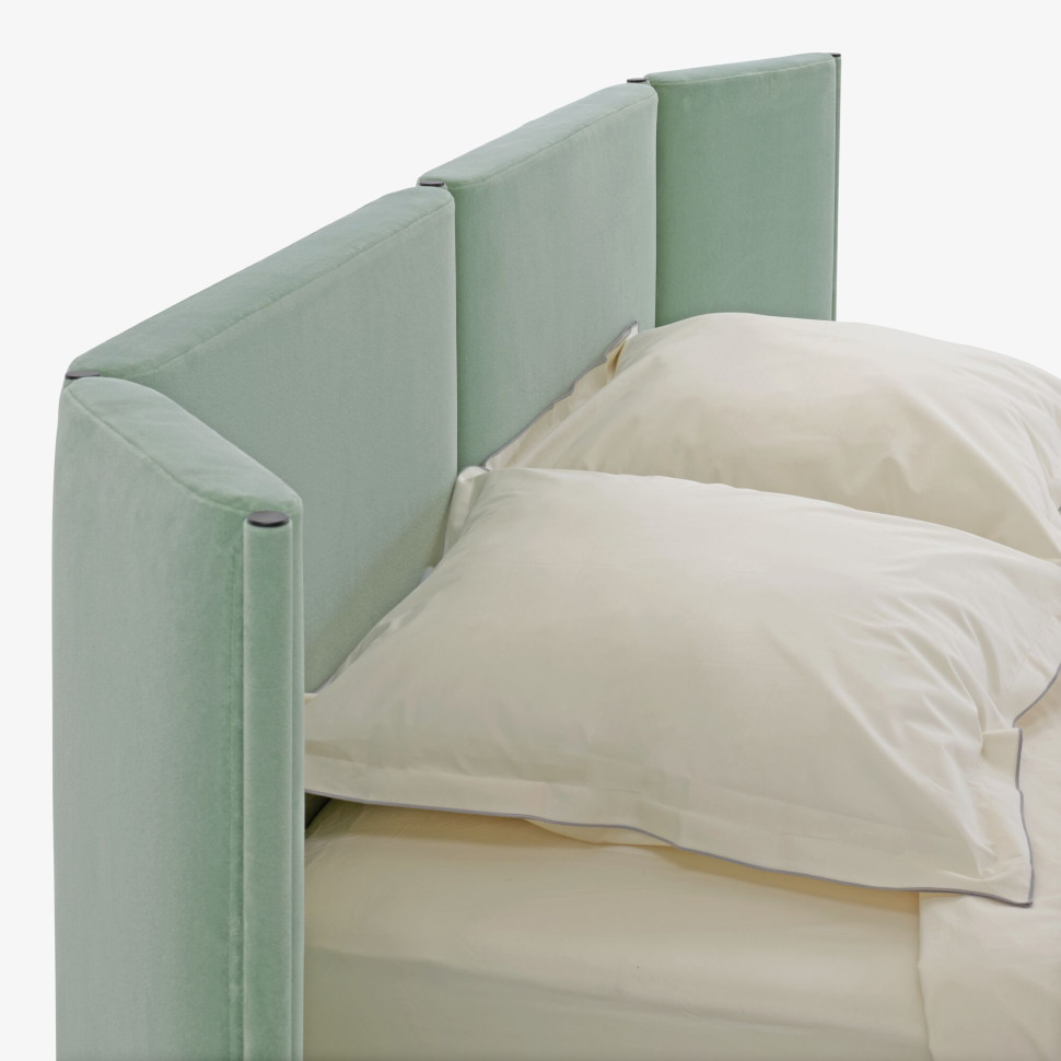 Кровать Ligne Roset Hypna