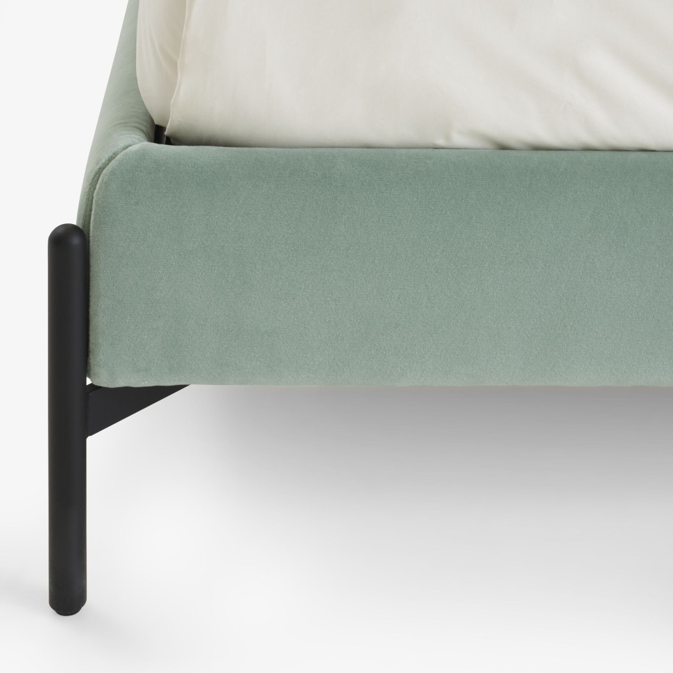Кровать Ligne Roset Hypna