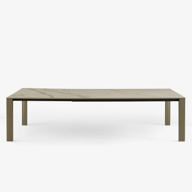Стол Ligne Roset Naïa