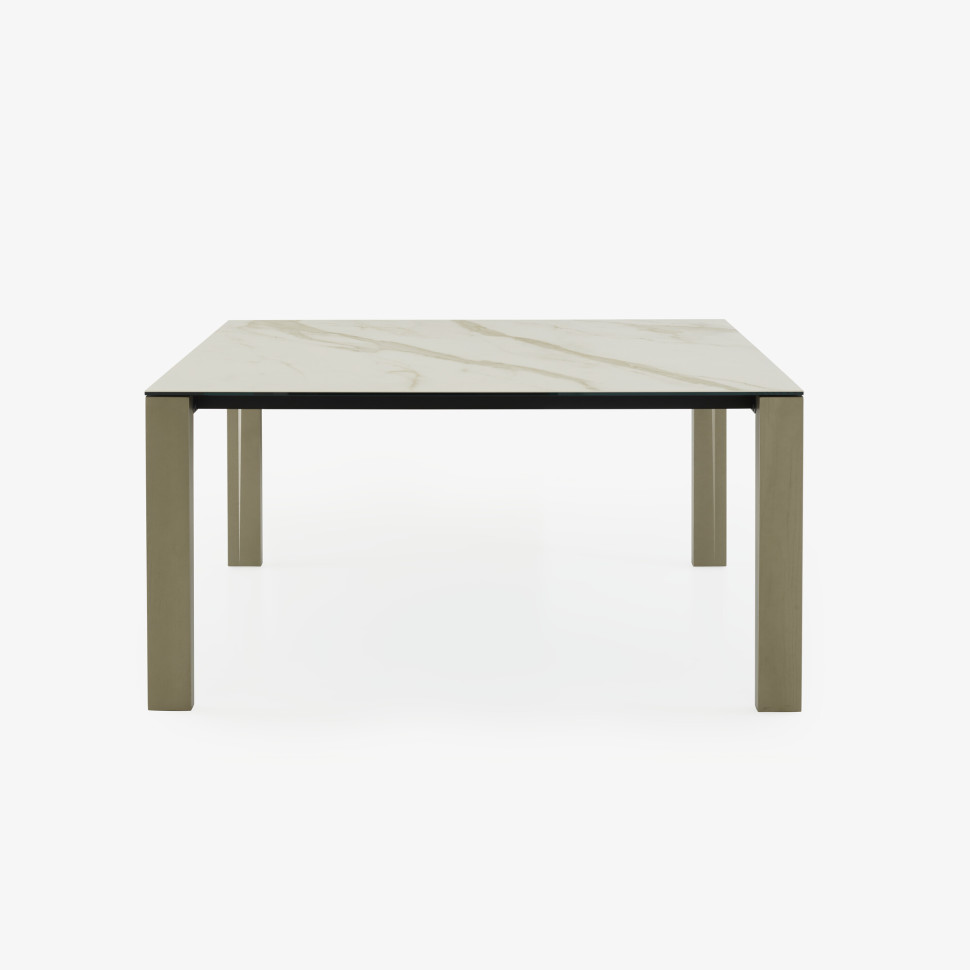 Стол Ligne Roset Naïa