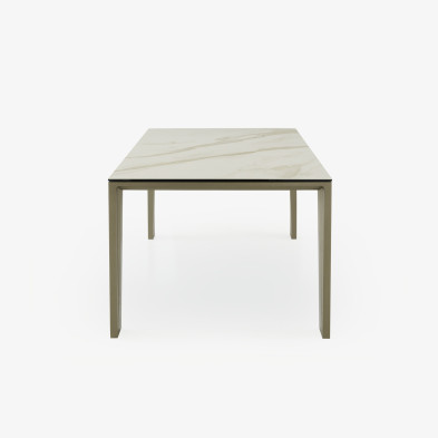 Стол Ligne Roset Naïa