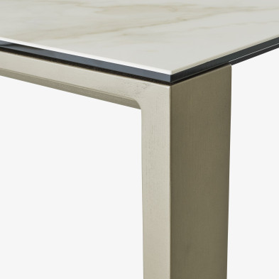 Стол Ligne Roset Naïa