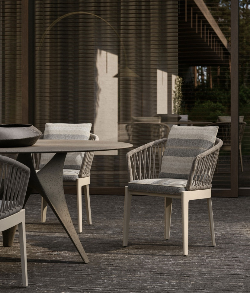 Стул Molteni Chelsea Outdoor - стиль