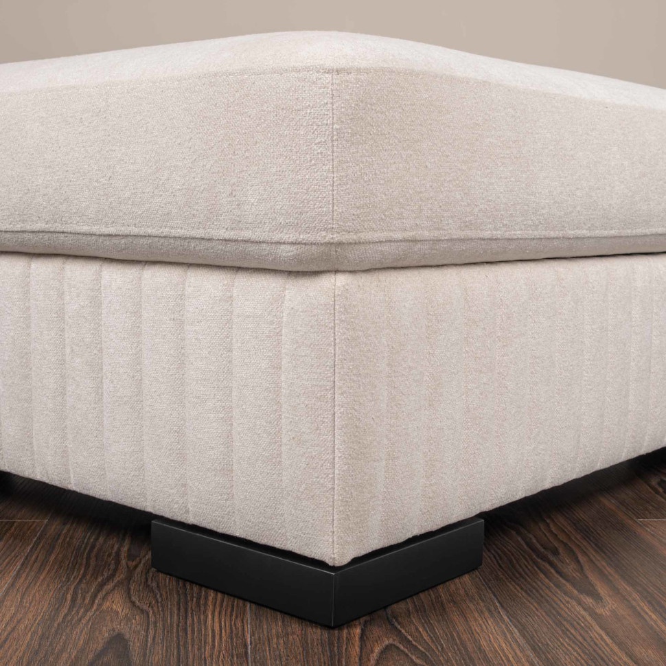 Пуфик Fratelli Barri Марриотто 80 x 100 x h45 см, букле - стиль