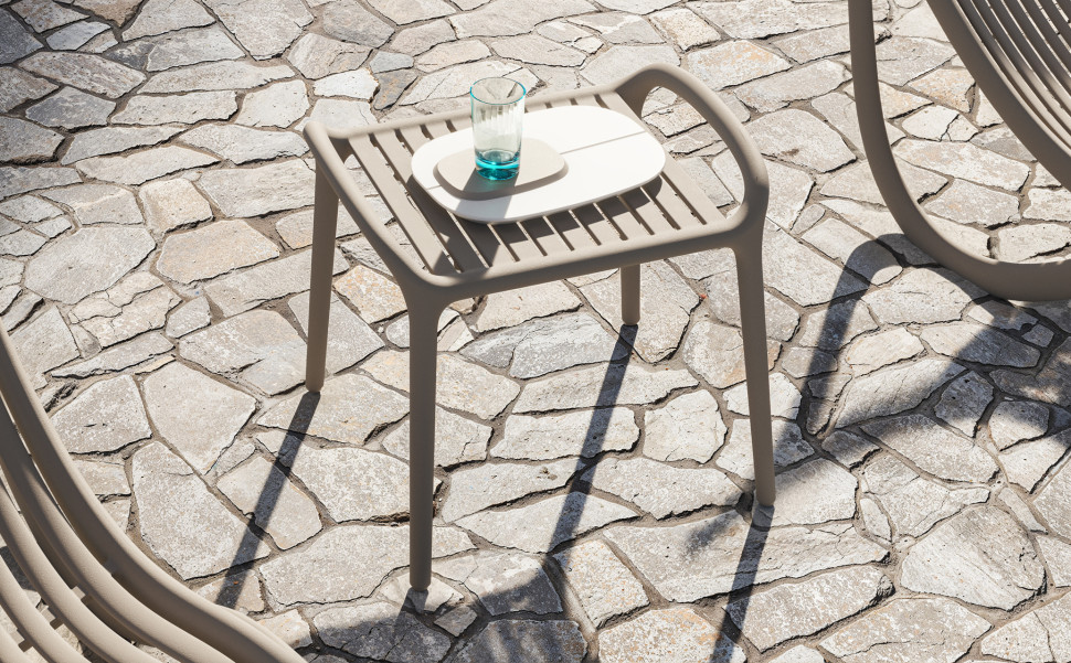 Приставной стол Vondom Ibiza - стиль