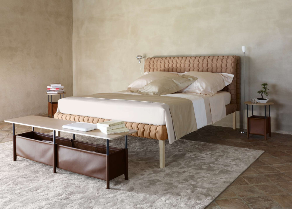 Кровать Ligne roset Ruche - материал