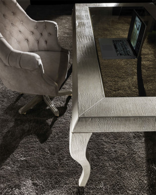Стол в столовую Dv home collection Post glass tavolo