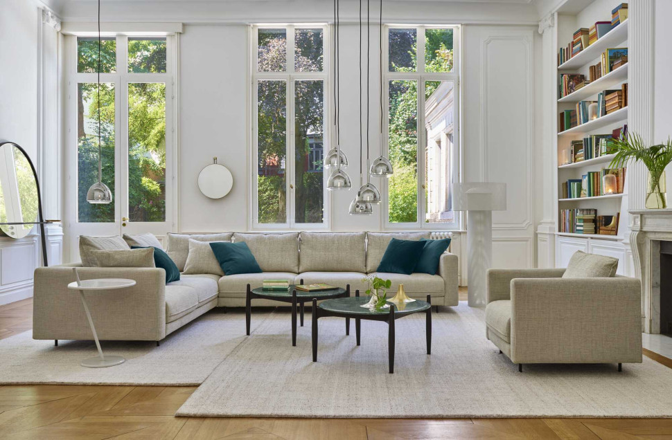 Люстра Ligne Roset Chrome bell - материал