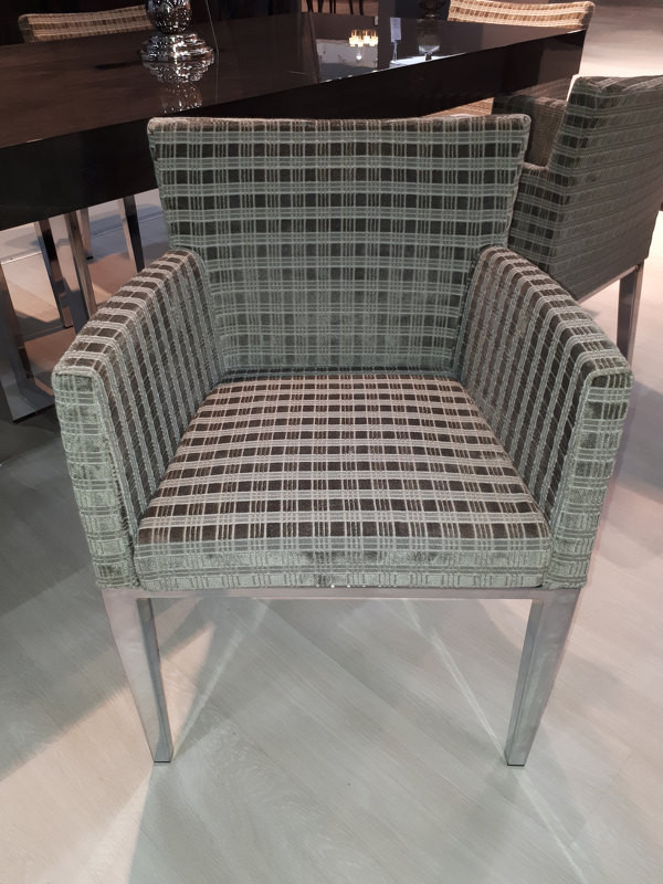 Стул с подлокотниками Hurtado Tables And Chairs 59 x 51 x 79h nc56318