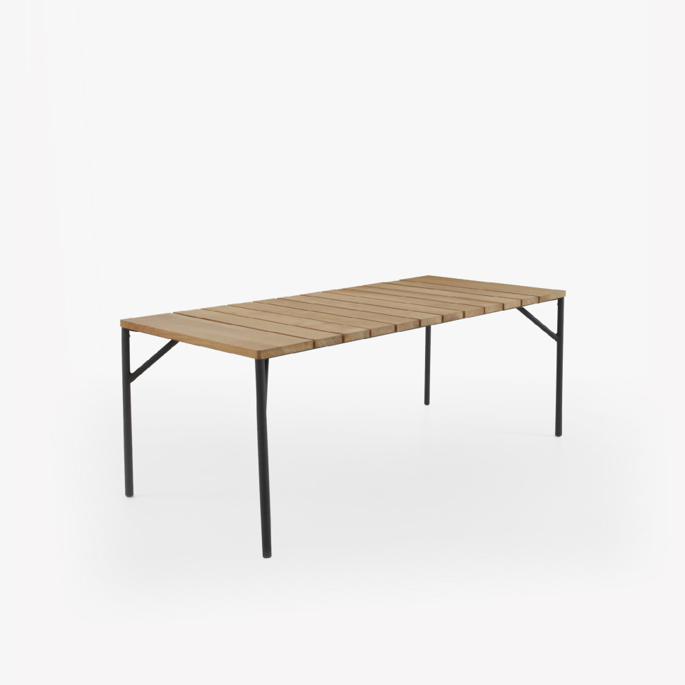 Стол Ligne Roset Lapel