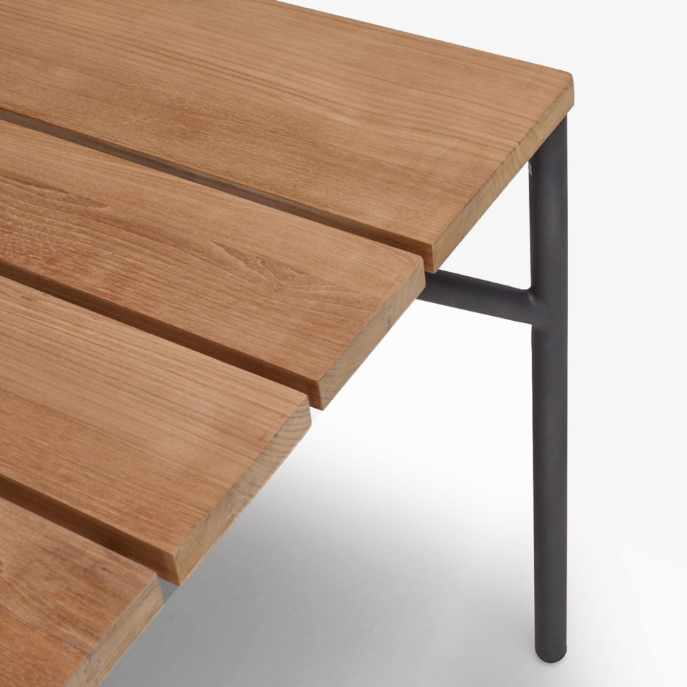 Стол Ligne Roset Lapel