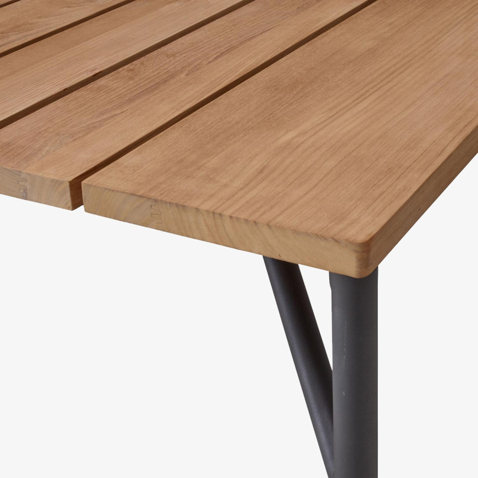 Стол Ligne Roset Lapel