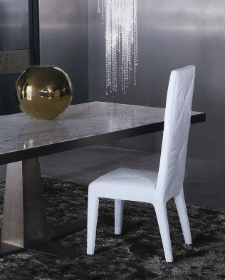 Стул в столовую Longhi Loveluxe U 105