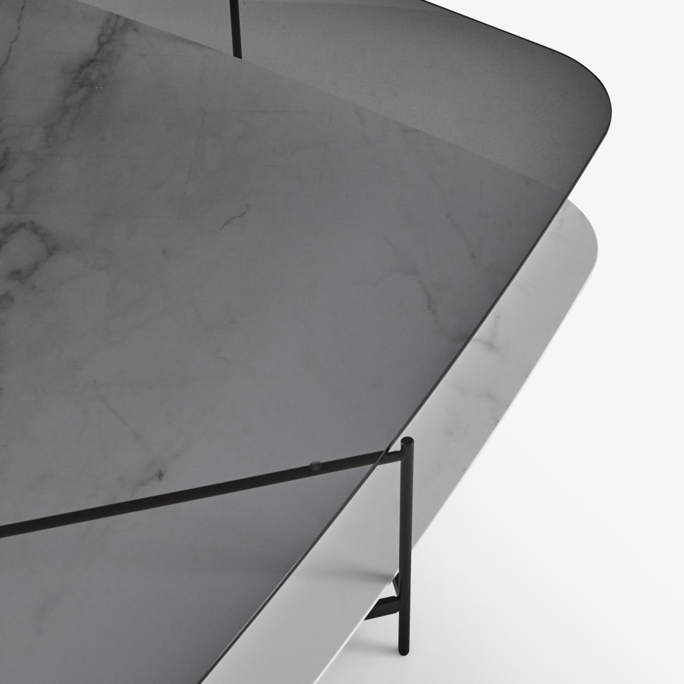 Журнальный стол Ligne roset Clyde