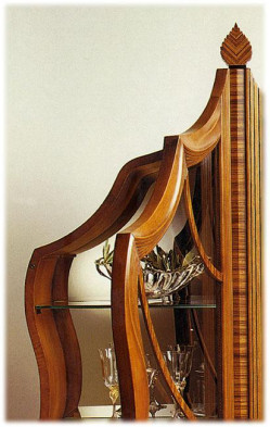 Витрина La foglia Carpanelli Le forme dell'eleganza V 498