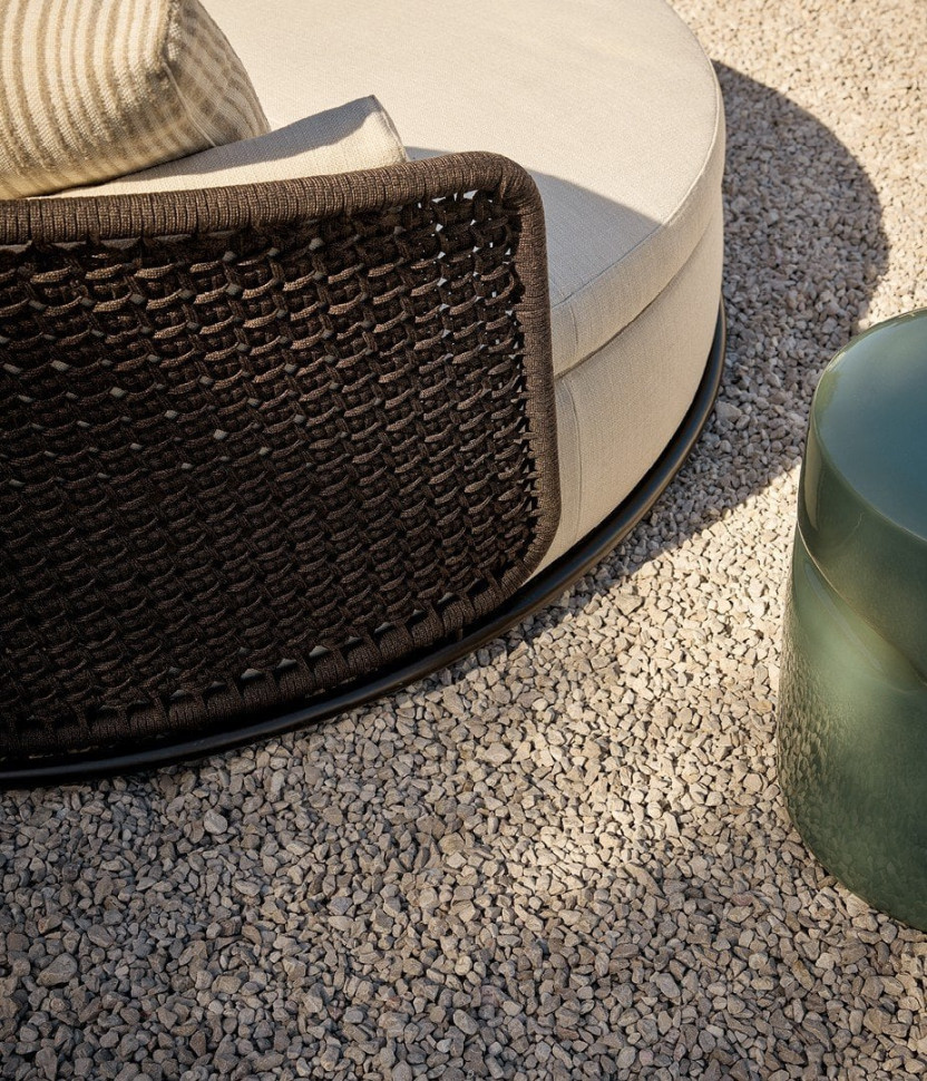 Кушетка Poliform Soori day lounge