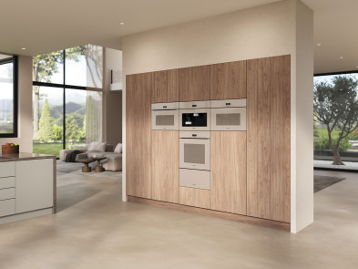 Духовой шкаф Miele H 7440 BMX