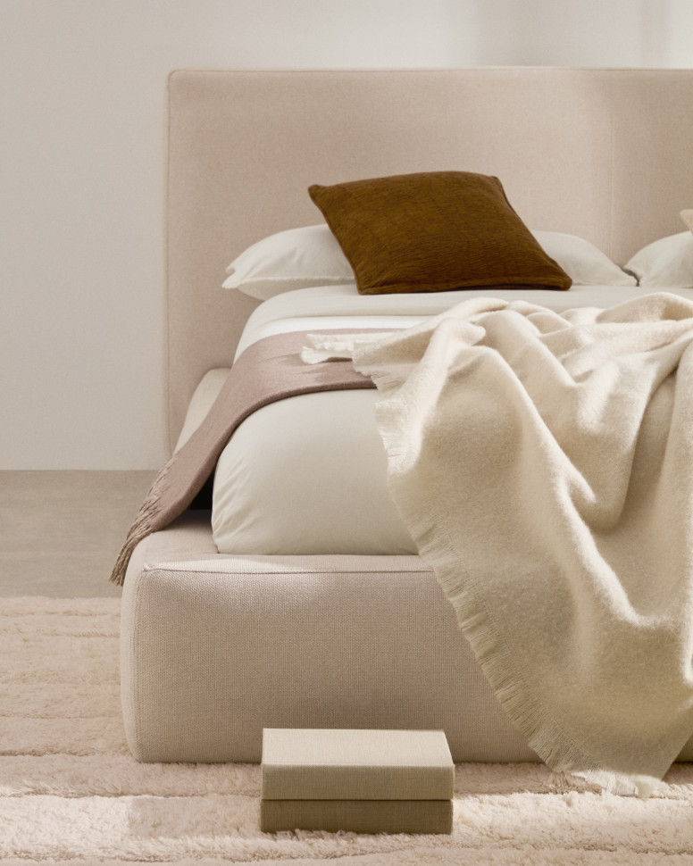 Кровать La Forma Blok 135 x 230 x h100 см, бежевая, со съёмными чехлами
