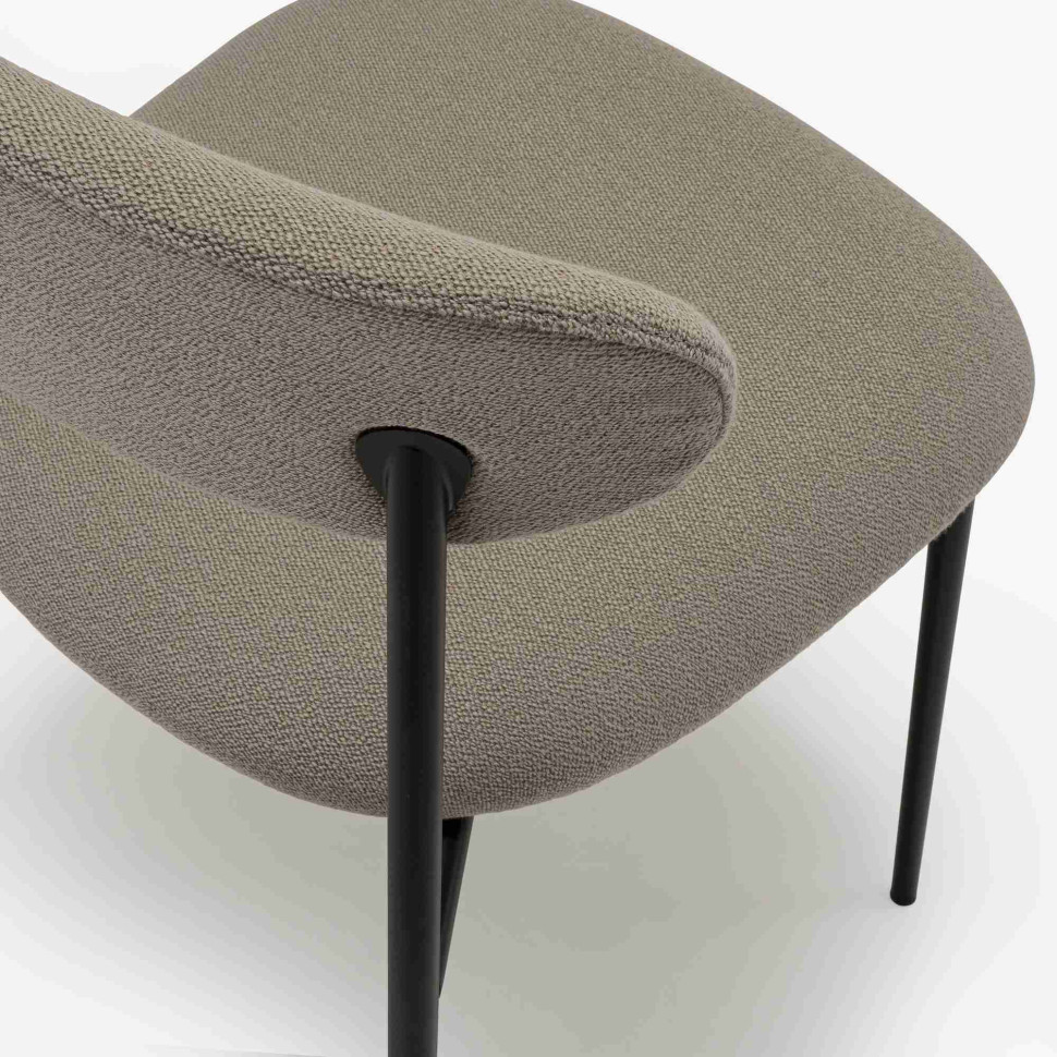 Стул Ligne Roset Skiaccio / Skiaccia