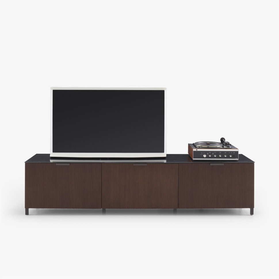 Мебель под ТВ Ligne Roset Selvans