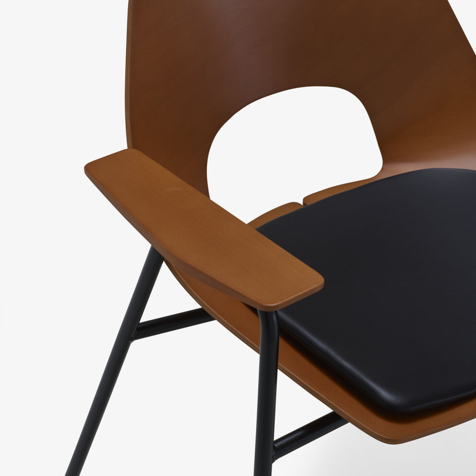 Полукресло Ligne Roset Tonneau