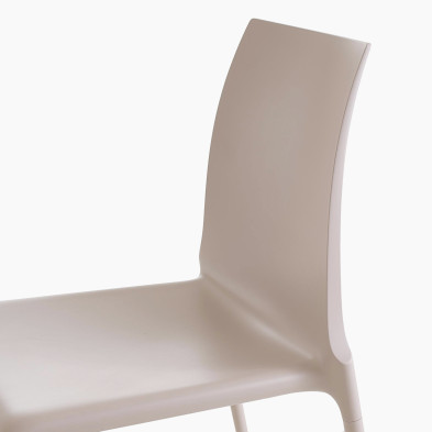 Стул Ligne Roset Petra