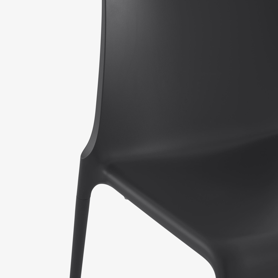 Стул Ligne Roset Petra - материал
