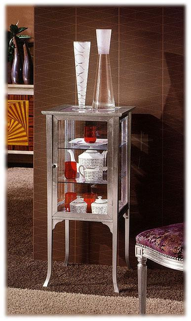 Витрина Redeco Grignani 104