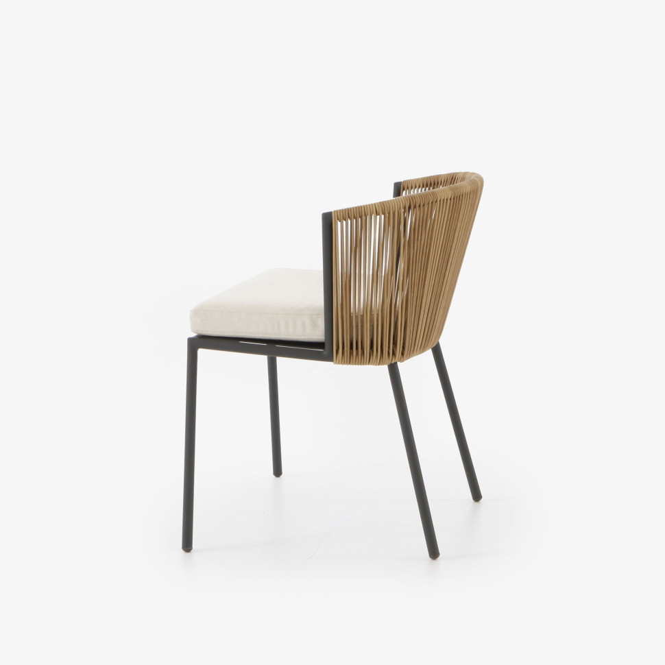 Стул Ligne Roset Lapel