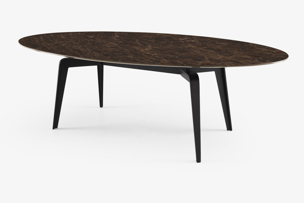 Стол Ligne roset Odessa Oval