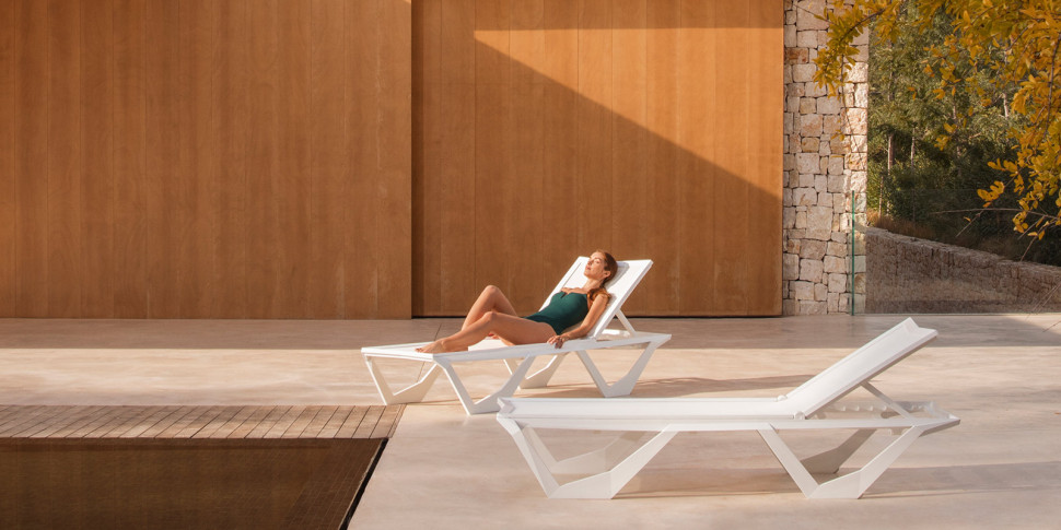 Шезлонг Vondom Voxel