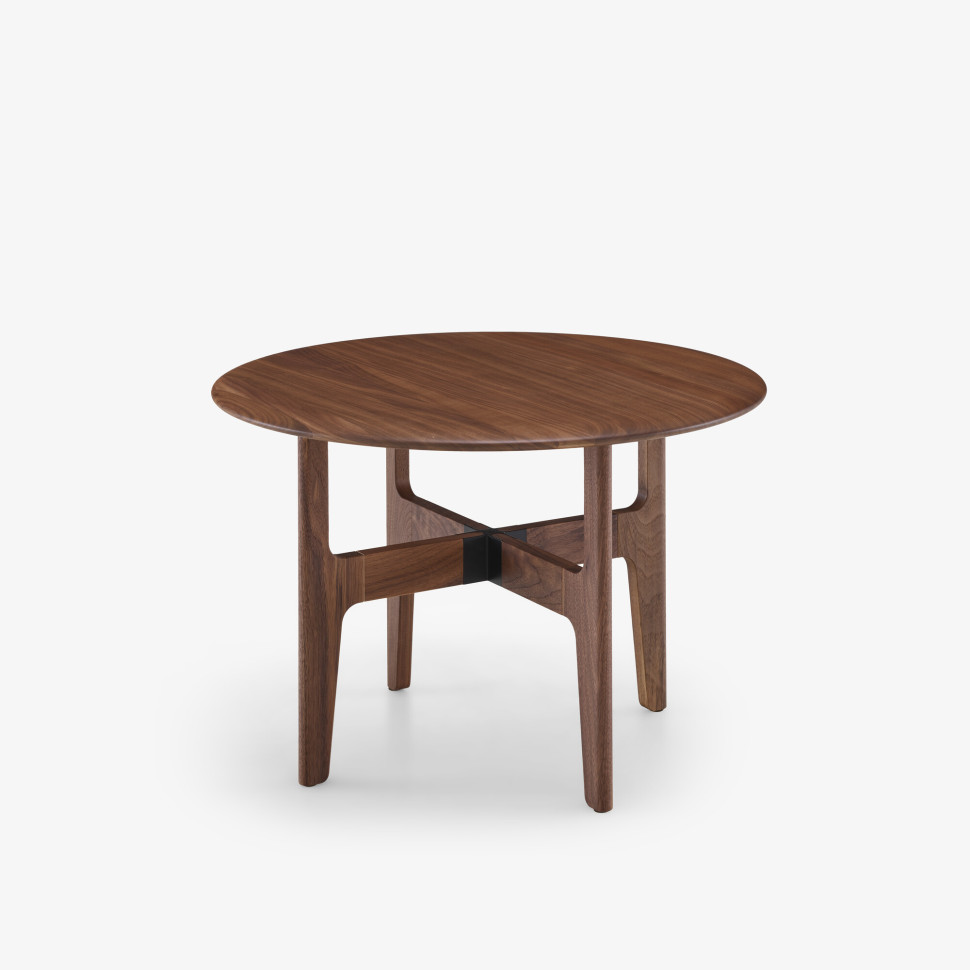 Журнальный стол Ligne Roset Nodum - материал