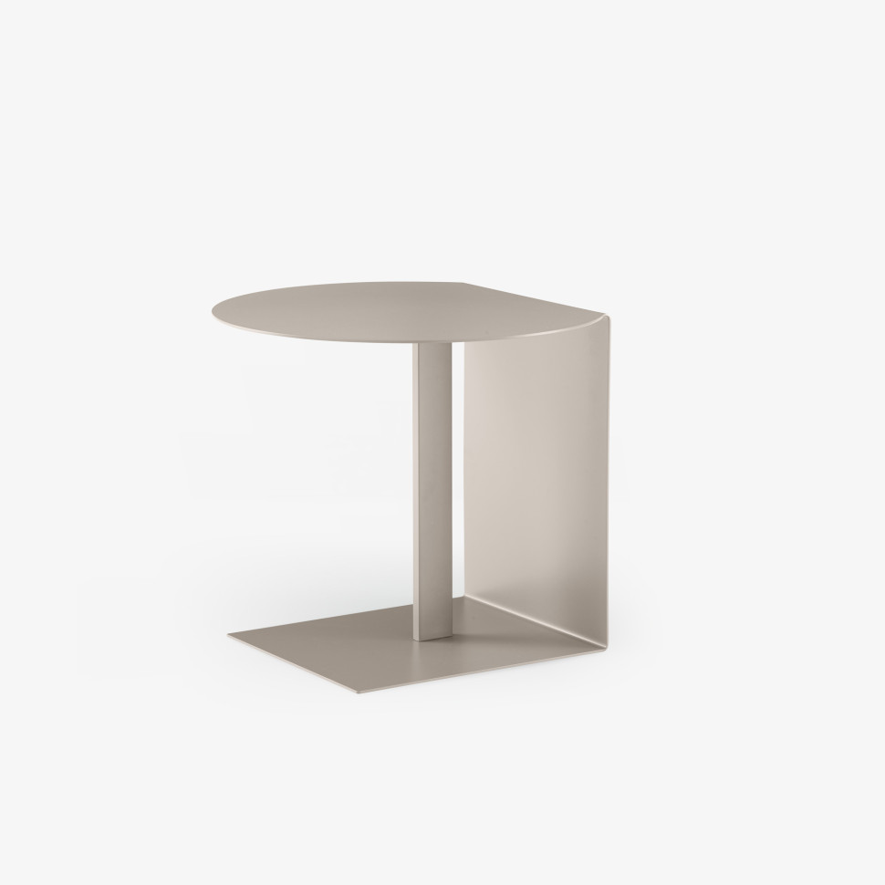 Журнальный стол Ligne Roset Oda - материал