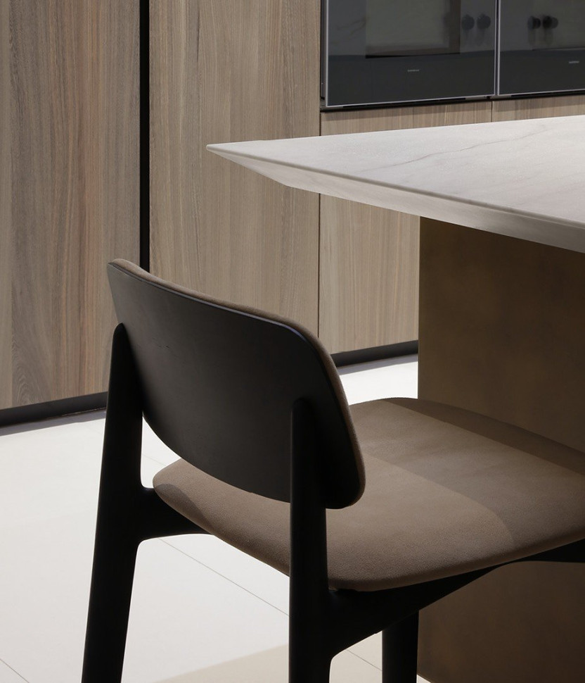 Стул Poliform Curve