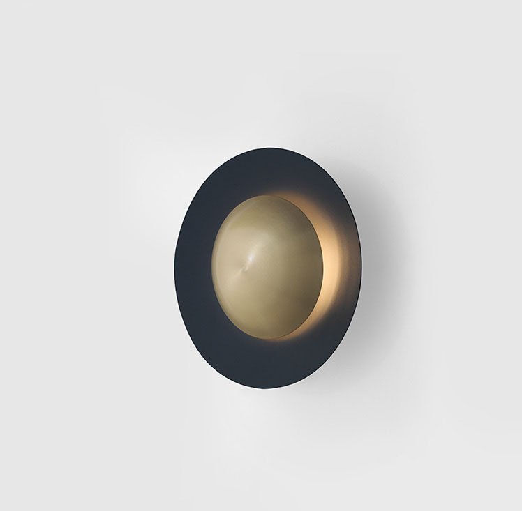 Бра Aromas del Campo Coss диаметр 40 x h40 см, чёрное с латунным диффузором диаметр 25 см