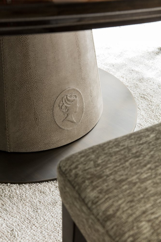 Стол в столовую Alberta Judy