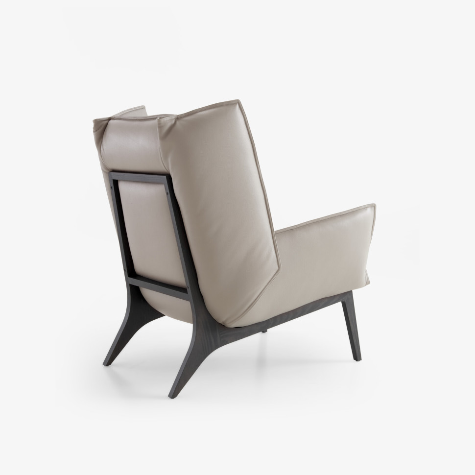 Кресло Ligne roset Toa - материал