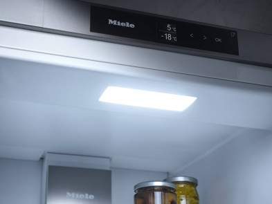 Холодильник Miele KF 7742 B