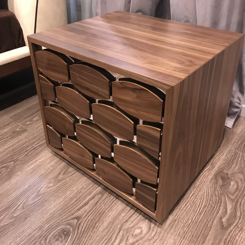 Прикроватная тумбочка Night Honey Tonin Casa Modern 57 x 47 x 52h nc53718 - материал