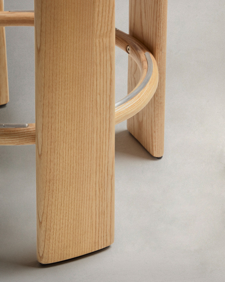 Барный табурет La Forma Granite 51 x 51 x h75 см, из бежевого шенилла и массива ясеня в натуральной отделке