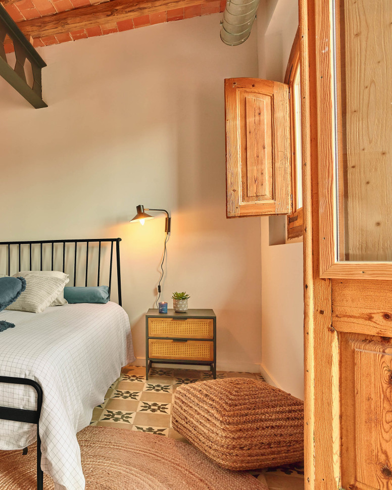 Прикроватная тумбочка La Forma Kyoko 50 x 38 x h51 см, натуральный, чёрный